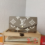 偽物ルイヴィトン財布